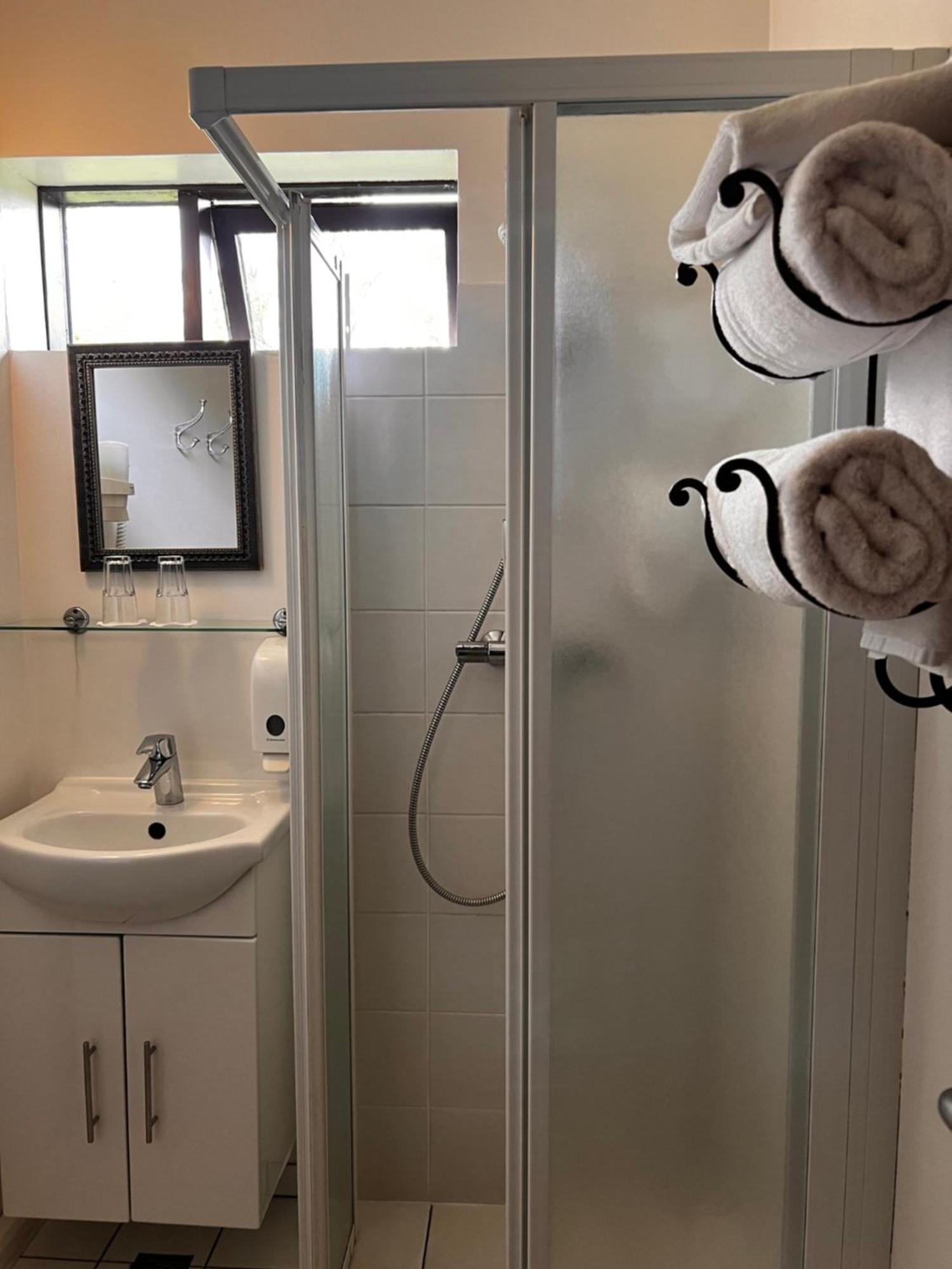 Hotel Skoga By Ej Hotels Скоугар Екстериор снимка