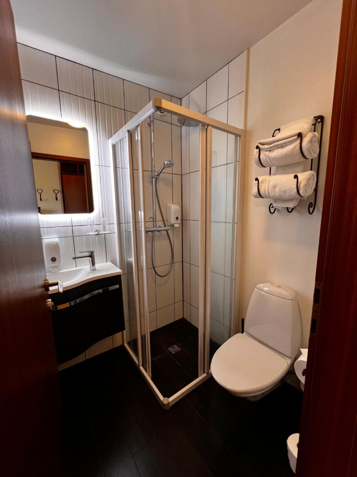 Hotel Skoga By Ej Hotels Скоугар Екстериор снимка